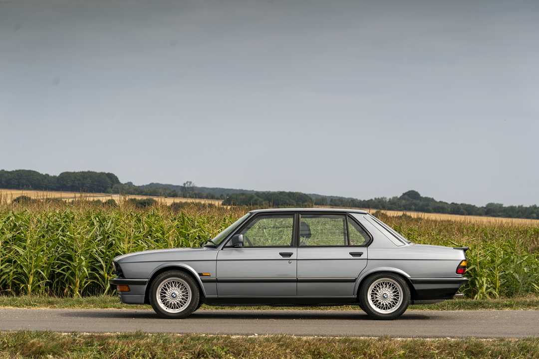 BMW E28 M5