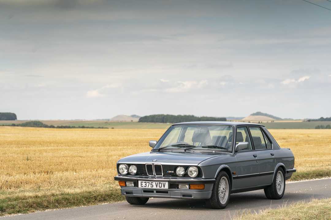 BMW E28 M5